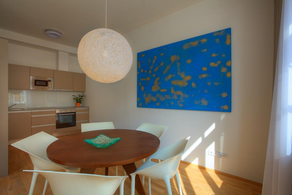 Apartment Rybna 9 *