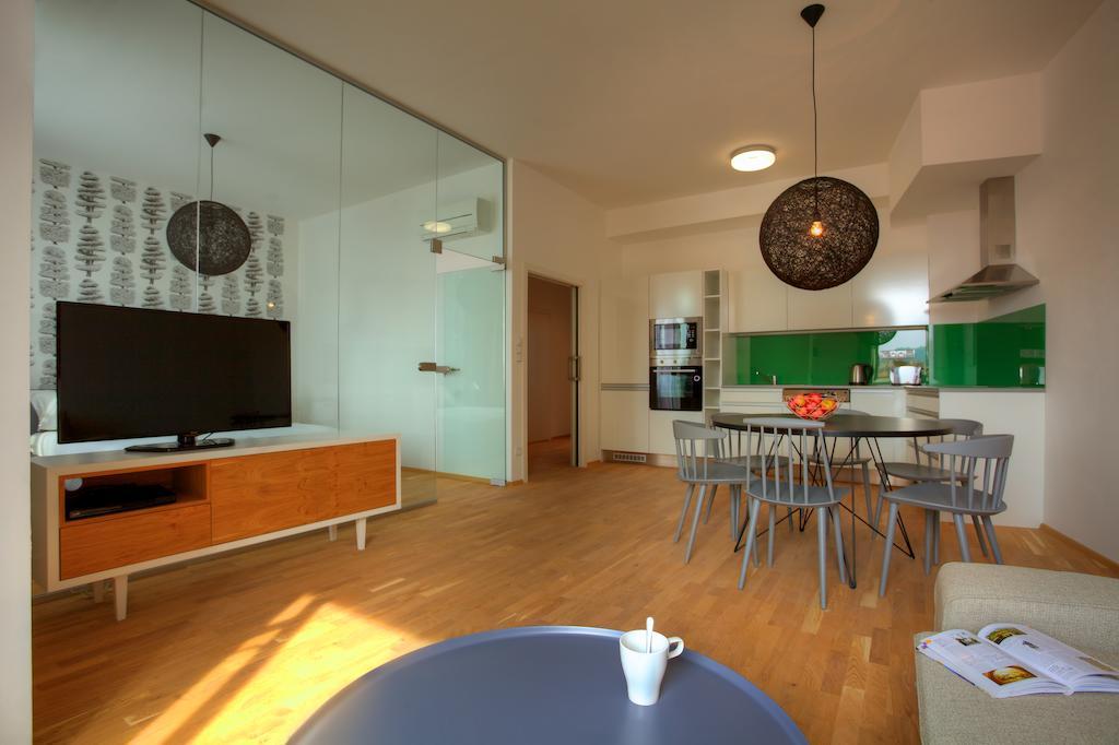 Apartment Rybna 9 *